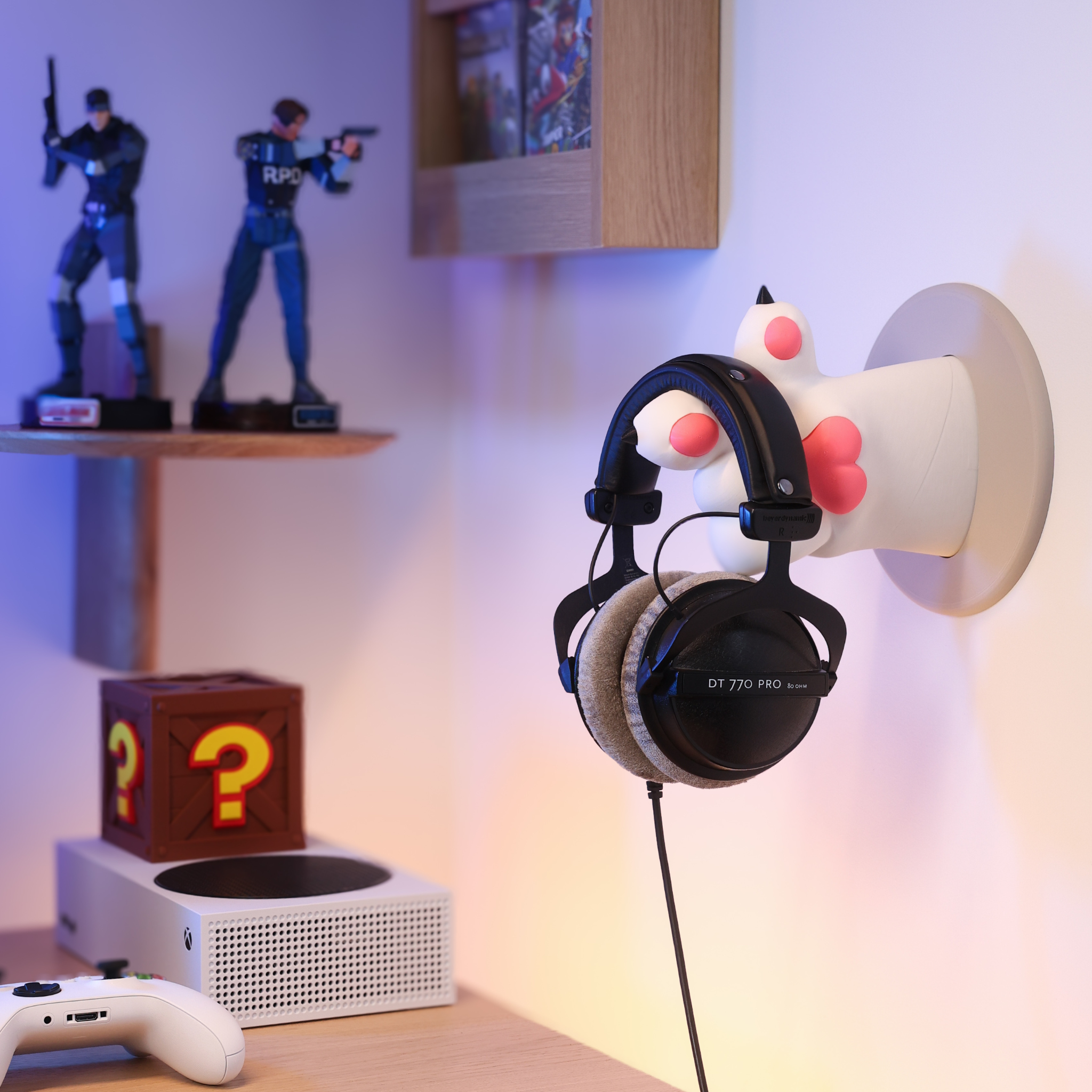 Paw | Headphone Holder
