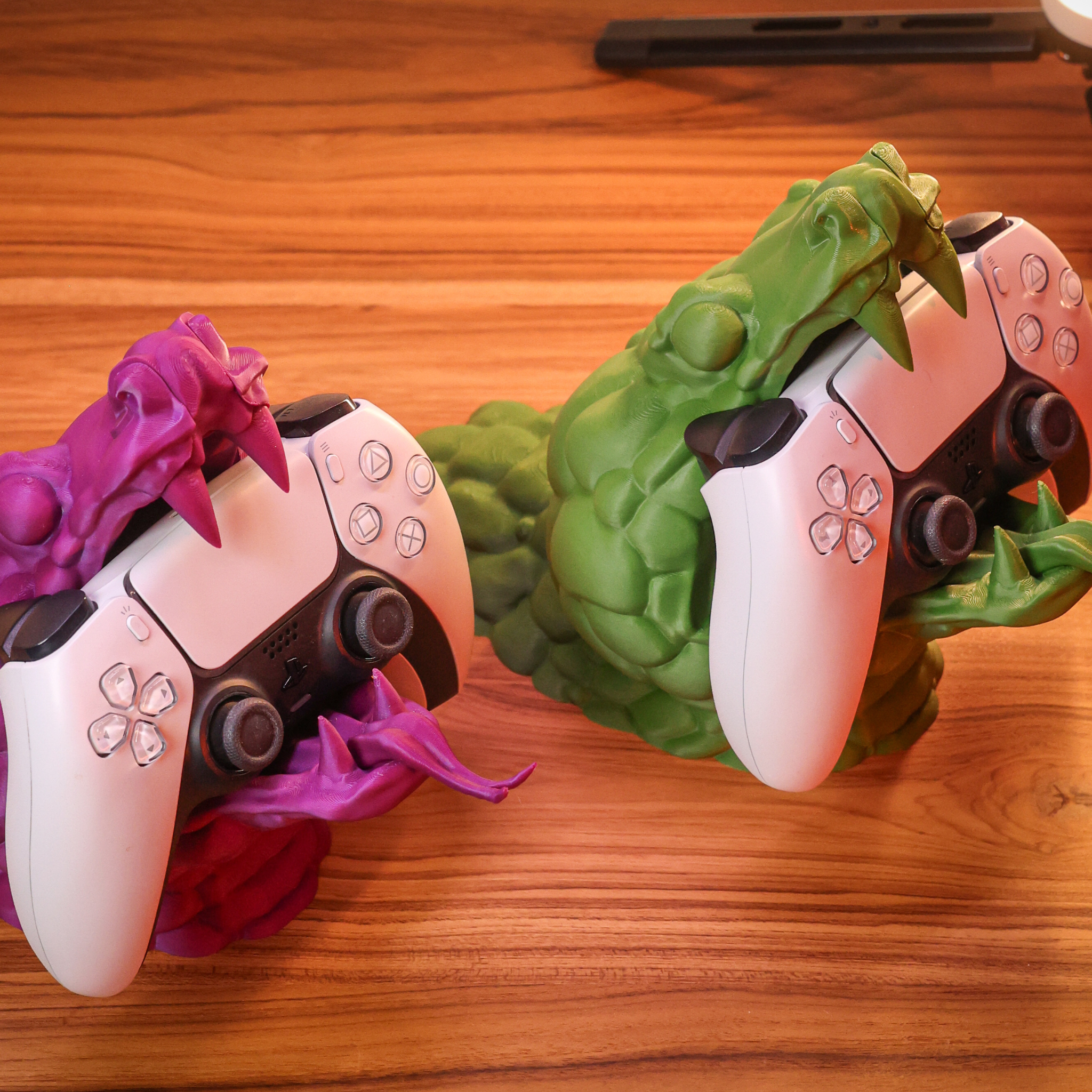 Serpent | Controller Holder
